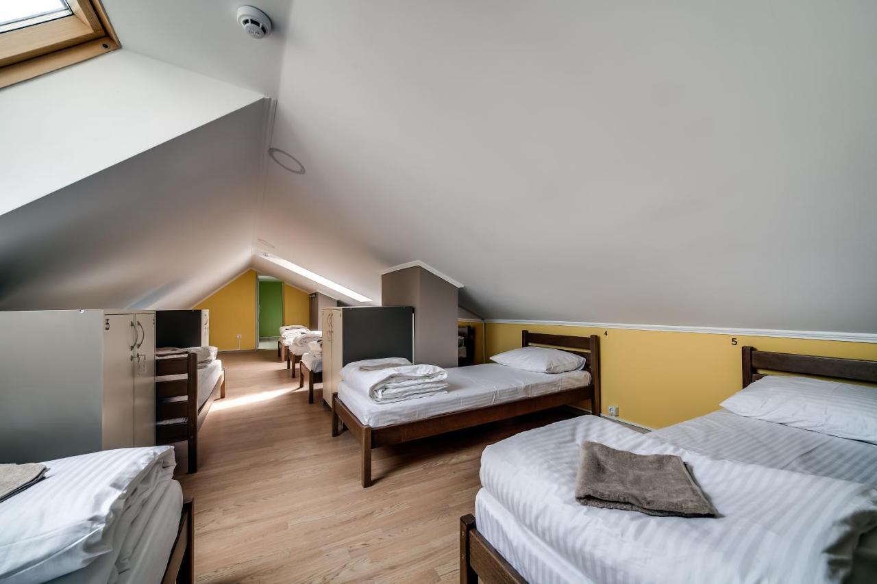 Ostriv Hostel Lviv Exterior photo